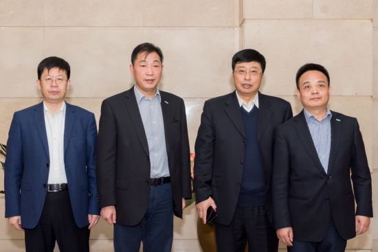 蘇寧海信年終敲大單:2019年128億銷售目標