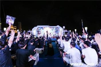 多形式調(diào)動(dòng)用戶情感，CF十周年火線盛典成功背后的整合營(yíng)銷打法