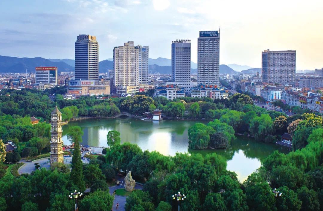 剛剛！中國(guó)（義烏）跨境電商綜試區(qū)新聞發(fā)布會(huì)召開 義烏改革進(jìn)入試驗(yàn)區(qū)時(shí)代！