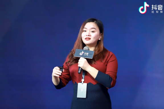 抖音區(qū)域互動(dòng)營(yíng)銷爆款法則解密 抖音區(qū)域互動(dòng)營(yíng)銷爆款法則解密