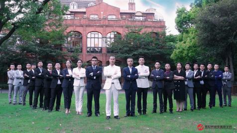 微世界新零售商學院：微商從業(yè)者一站式在線培訓服務平臺