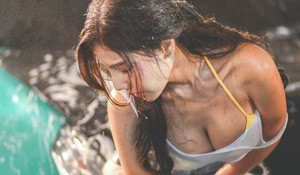 泰國“豬肉西施”海量福利美照 歐派洶涌，呼之欲出