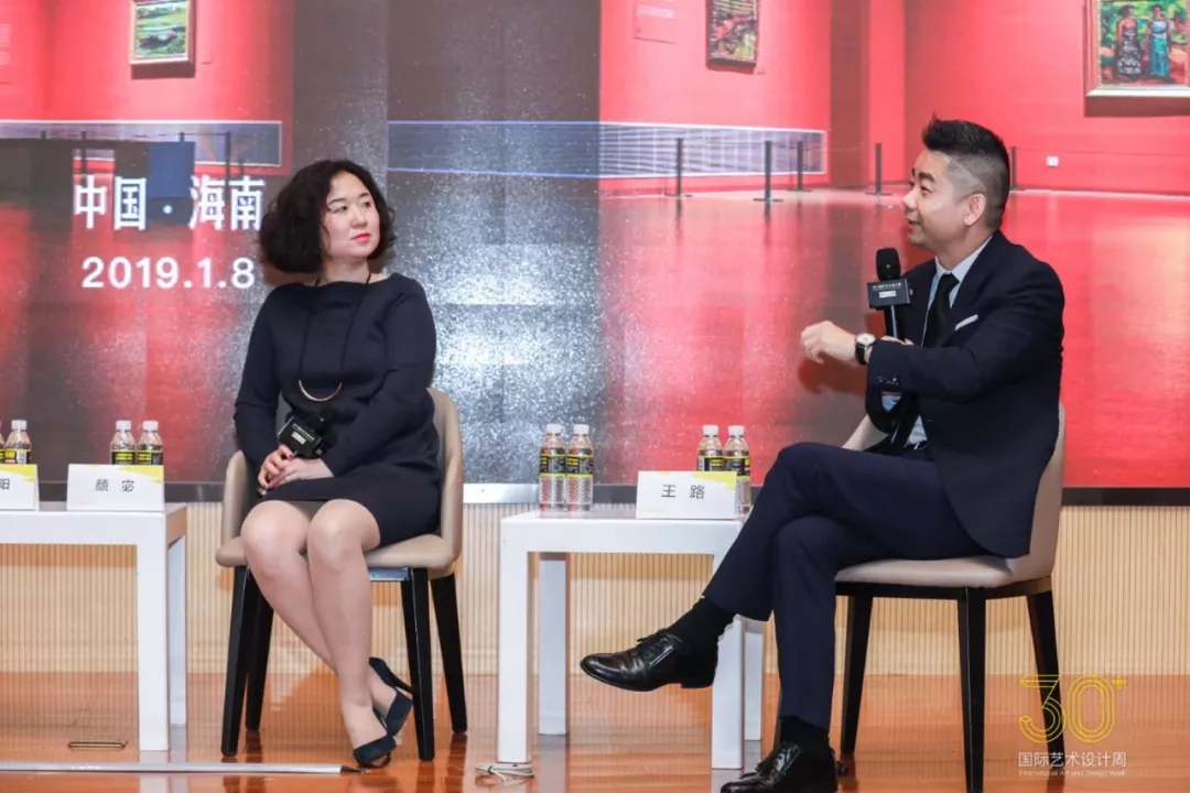 海南錦誠(chéng)·錦鯉文化創(chuàng)始人/董事長(zhǎng)王路（右）