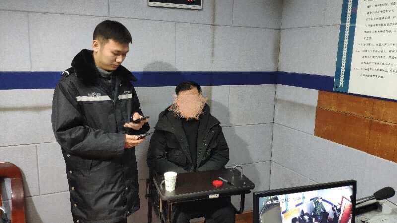 警方通報“海底撈不雅視頻”：男子破解wifi投屏，已刑拘