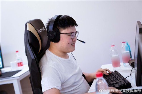 ESPORTS評選：AutoFull傲風獲年度最受歡迎電競椅品牌