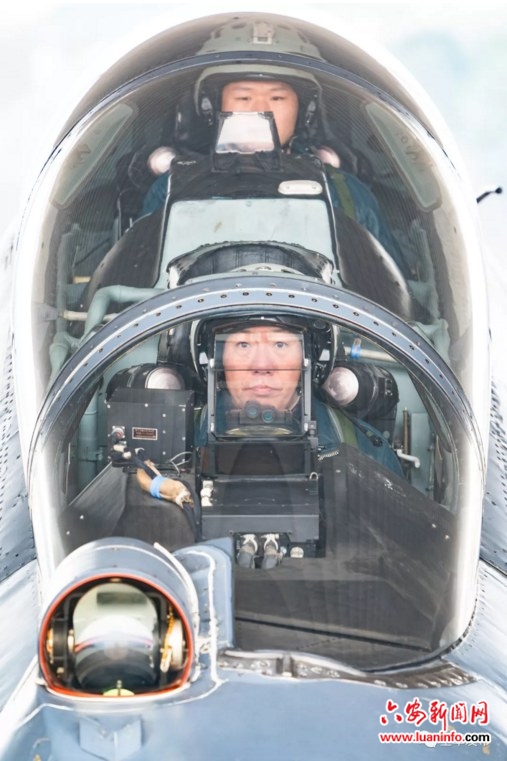 虎威蒼穹！新時(shí)代中國(guó)空軍“王牌旅長(zhǎng)”郝井文宣傳片震撼發(fā)布