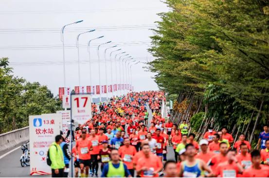 突出重圍！特步如何成為國內(nèi)運(yùn)動(dòng)品牌的馬拉松營銷之王？