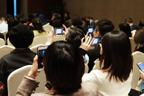 “聚勢明道 賦能共生—2019年深圳原創(chuàng)設(shè)計發(fā)展趨勢高峰論壇”成功舉辦
