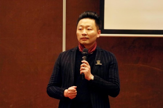 “聚勢明道 賦能共生—2019年深圳原創(chuàng)設(shè)計發(fā)展趨勢高峰論壇”成功舉辦