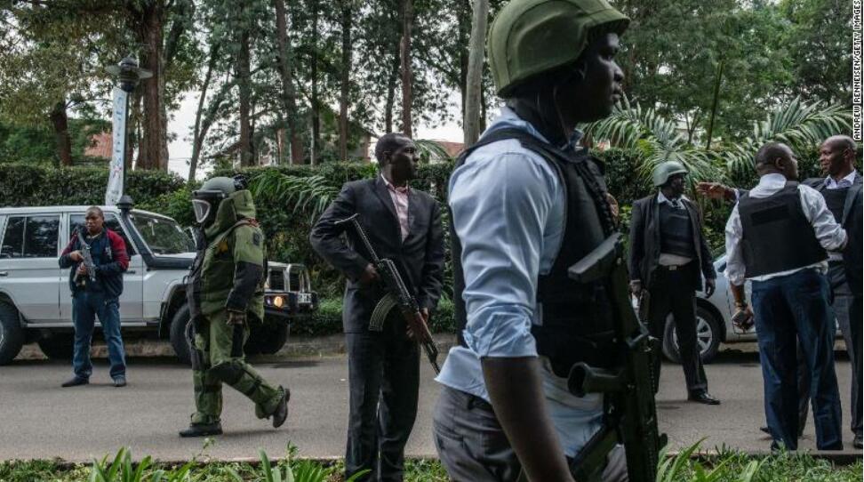 肯尼亞內(nèi)羅畢酒店大樓遭襲擊至少11死 遇難者國籍暫未公布