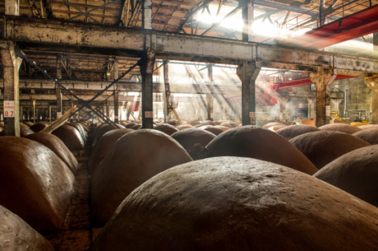 五糧液：深入推進“二次創(chuàng)業(yè)”，實現(xiàn)高質(zhì)量發(fā)展