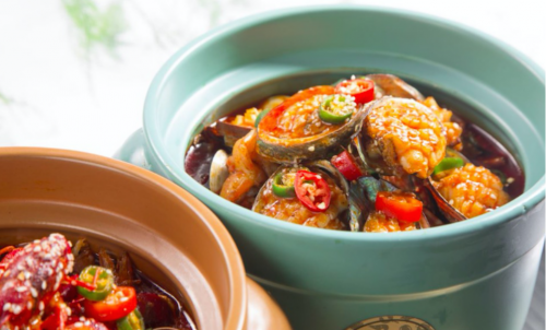 顧客熱捧 鮮火肴瓦罐醬燜小海鮮引發(fā)餐飲變革海嘯