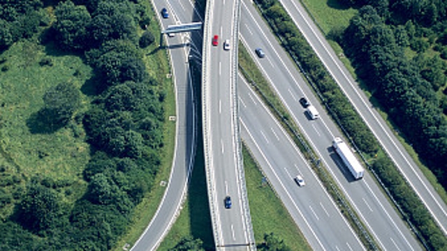 廣州北環(huán)高速廣清立交橋搶修完工