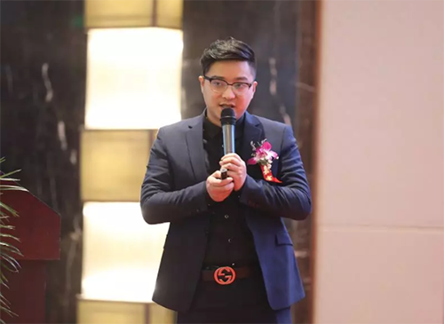 家裝家居互聯(lián)網(wǎng)營(yíng)銷商學(xué)院院長(zhǎng)劉威