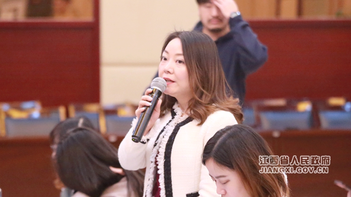 2018年全省經(jīng)濟運行情況新聞發(fā)布會在南昌舉行 圖文實錄 江西省人民政府