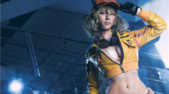 美女主播Cos《最終幻想15》希德妮