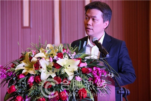 無界零售資深專家上海提點科技總裁李丹上臺發(fā)言 無界零售資深專家上海提點科技總裁李丹上臺發(fā)言