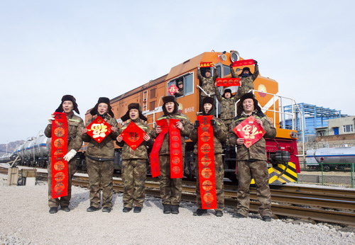 天南地北石油人：實(shí)干開新局 平安迎新春