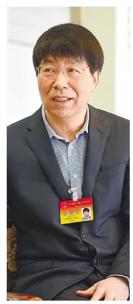 省人大代表、政協(xié)委員熱議村里事 鄉(xiāng)村振興，看我七十二變