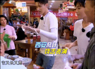 從吳亦凡的自黑，到奧迪的組cp…那些“路轉(zhuǎn)粉”的危機公關(guān)全都是套路